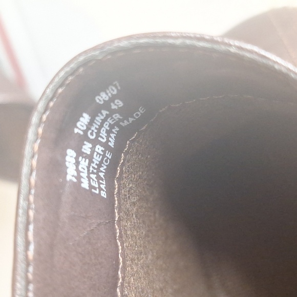 CLARKS WOMEN'S SLIP ON SHOES SIZE 10M BROWN LEATHER - Picture 7 of 7